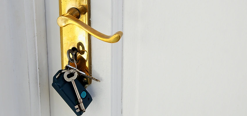 Broken Door Key Extraction in San Dimas, CA